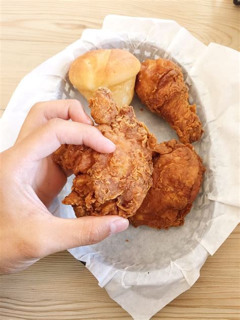 Jun 28, 2021 · With Ezell’s on the brink of its 18th location, coming to West Seattle later this year, plus Heaven Sent locations in Lake City and Everett, the story of Seattle’s chicken wars should end on a ... 